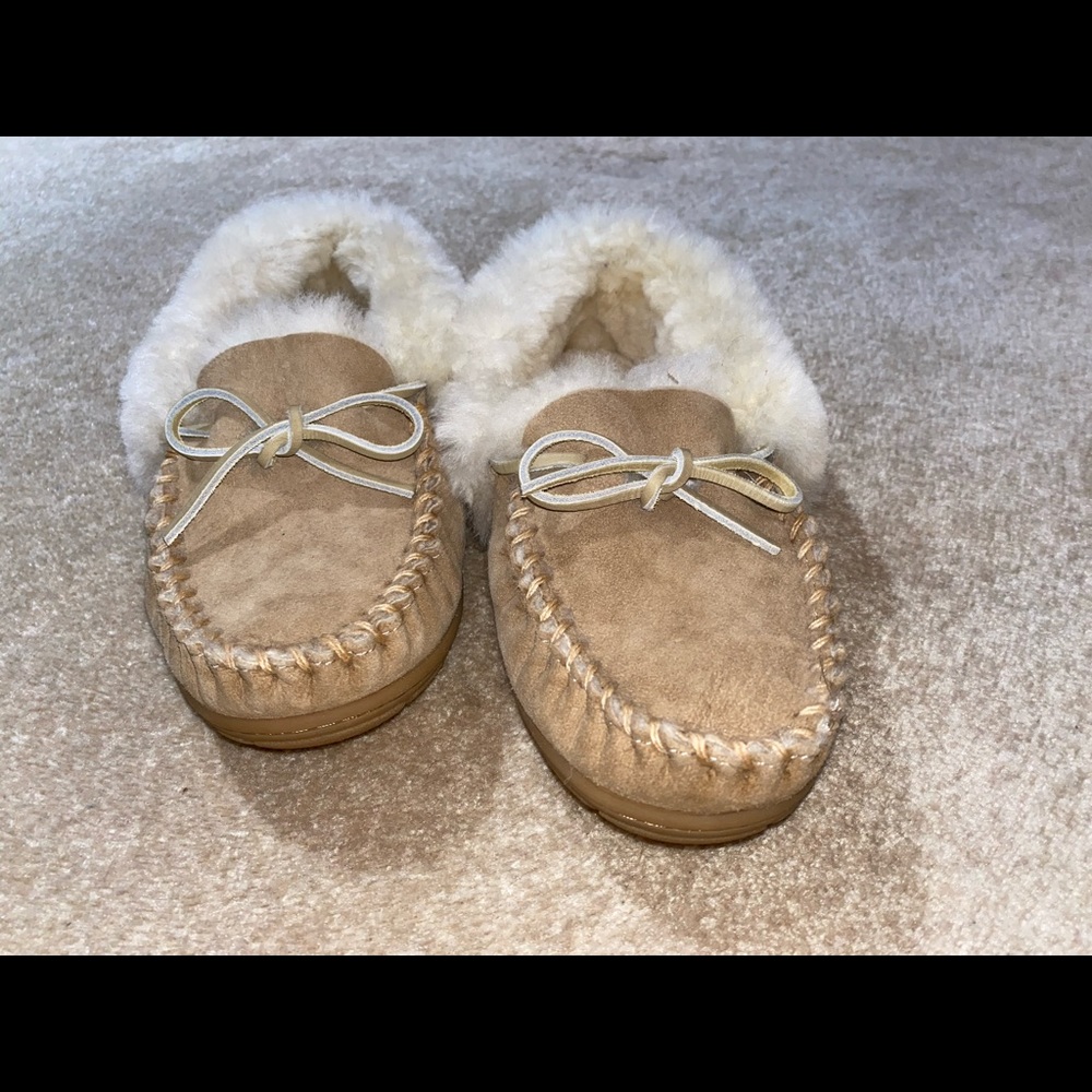 L.L. Bean slippers